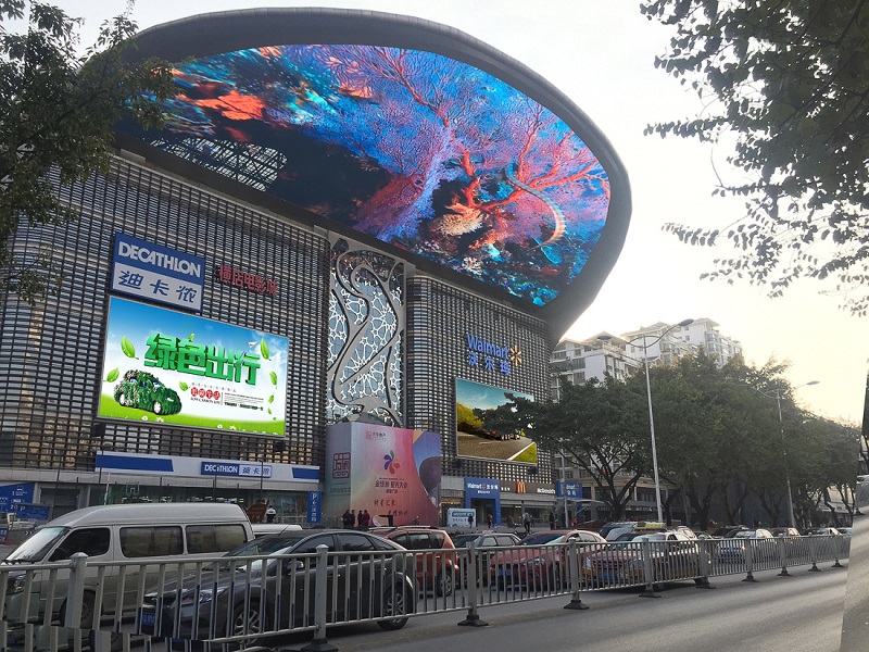 全彩led透明屏主要應(yīng)用在哪些地方？